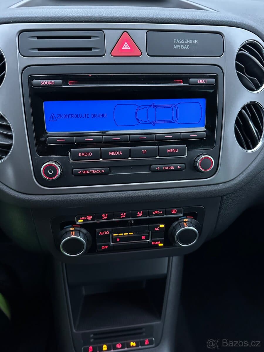 2010 Volkswagen TIGUAN - 15
