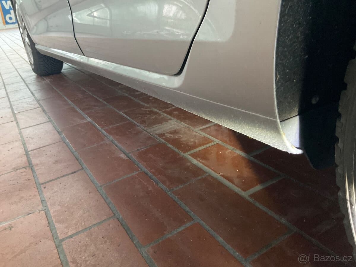 2013 Volkswagen GOLF - 15