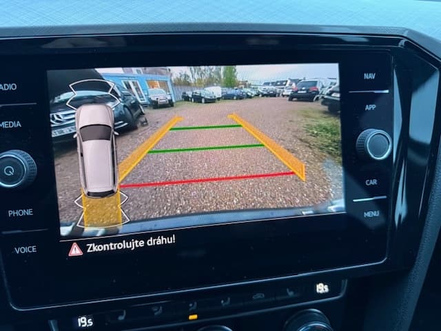 2021 Volkswagen PASSAT - 15