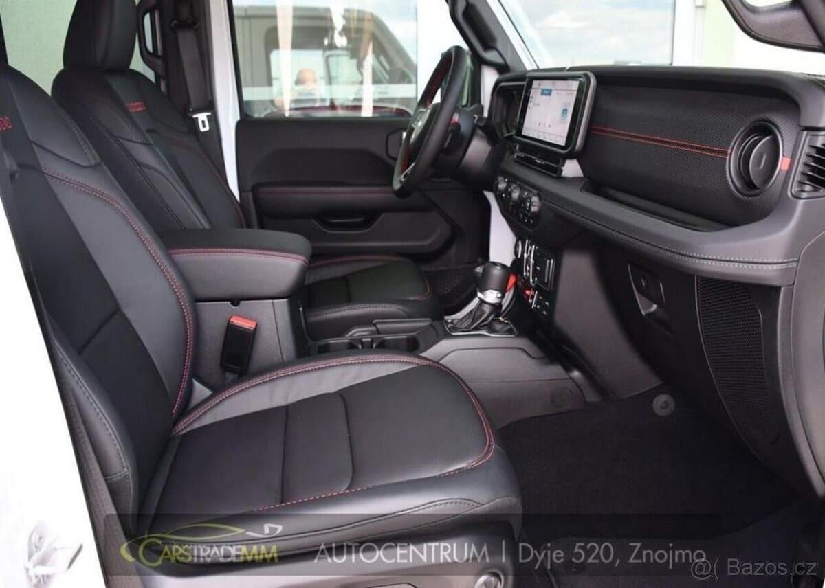 2025 Jeep WRANGLER - 15