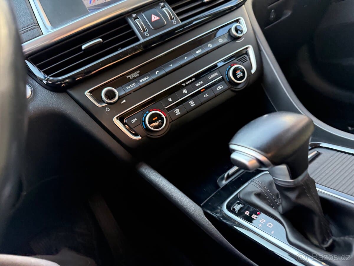 2017 Kia OPTIMA - 15