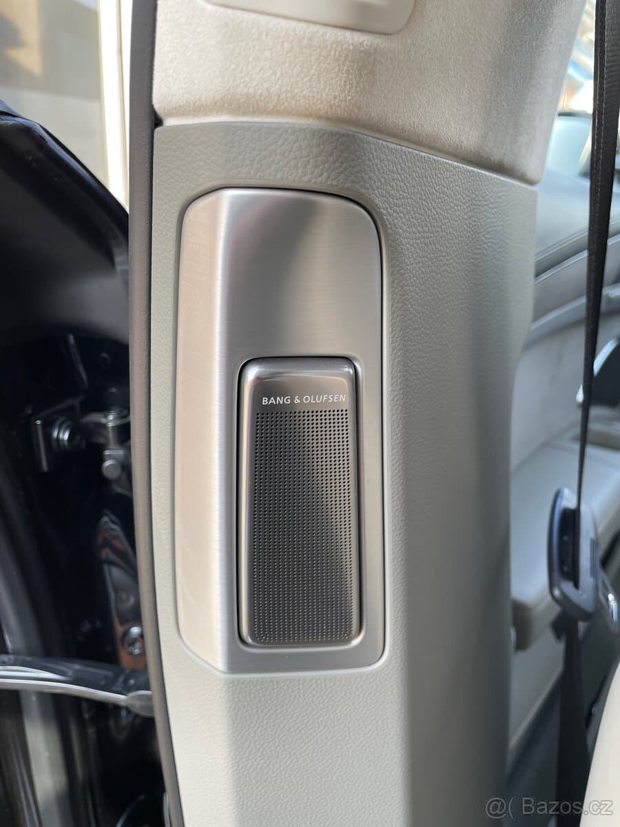 2015 Audi A8 - 15