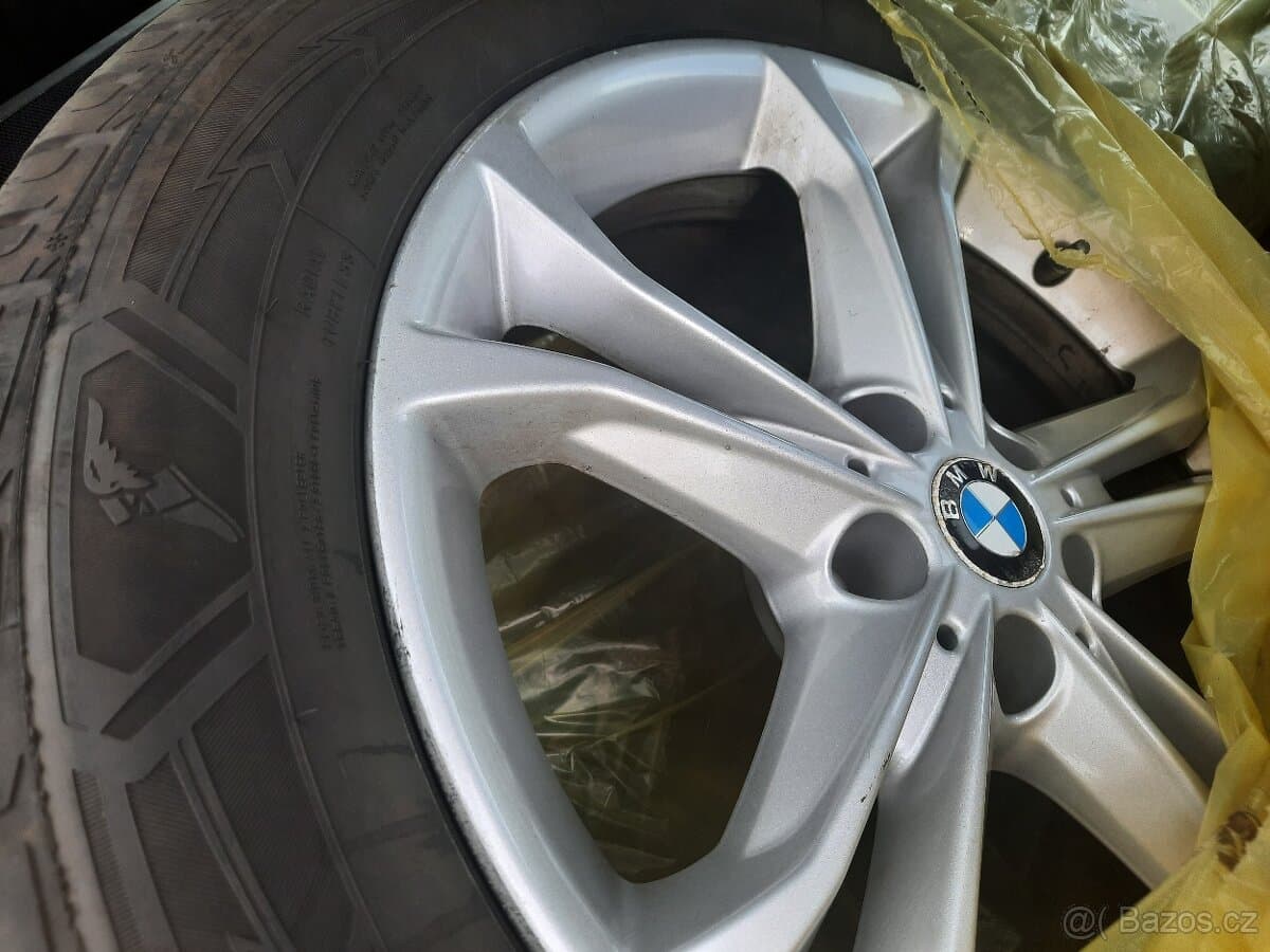 2018 BMW X3 - 15