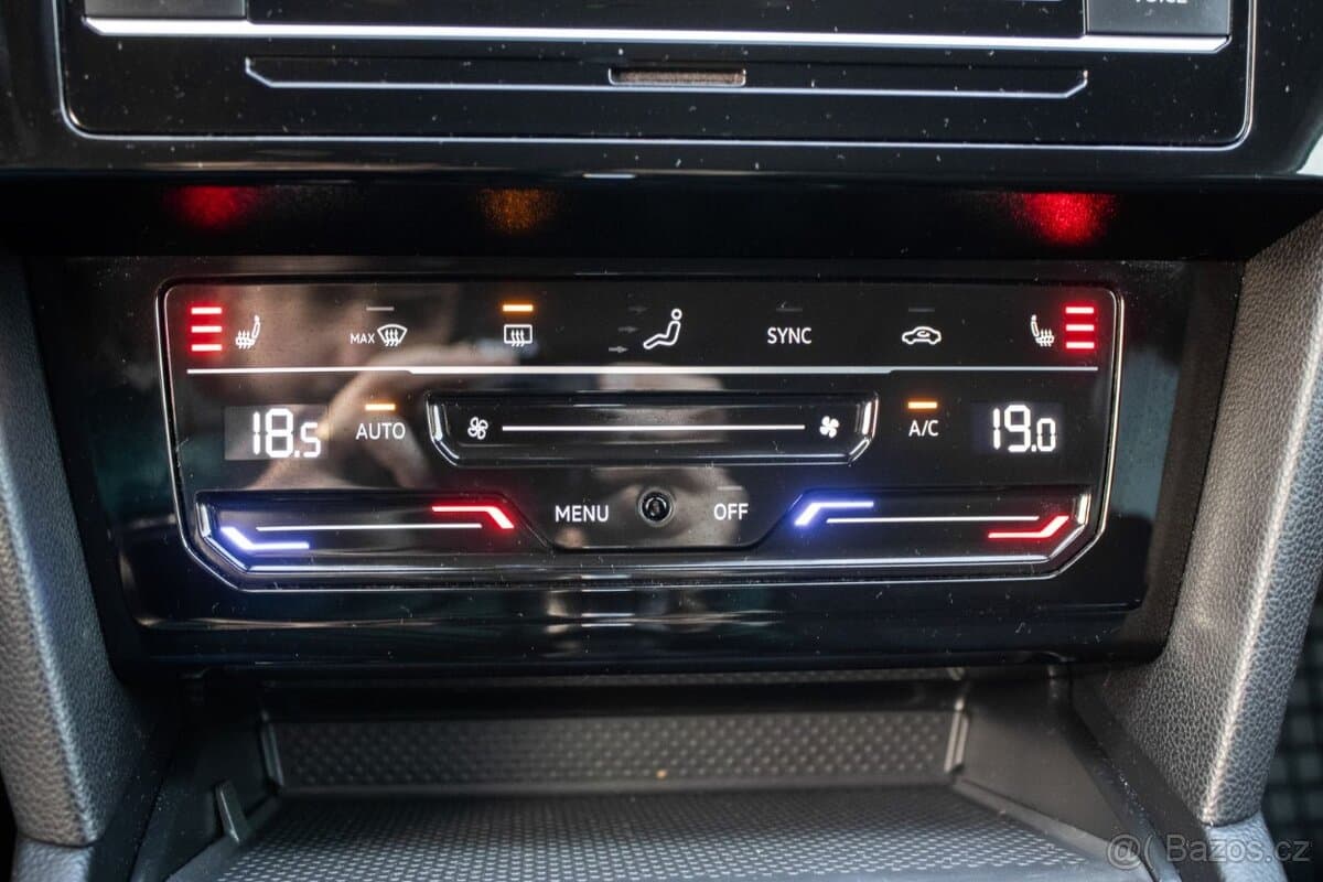 2020 Volkswagen PASSAT - 15