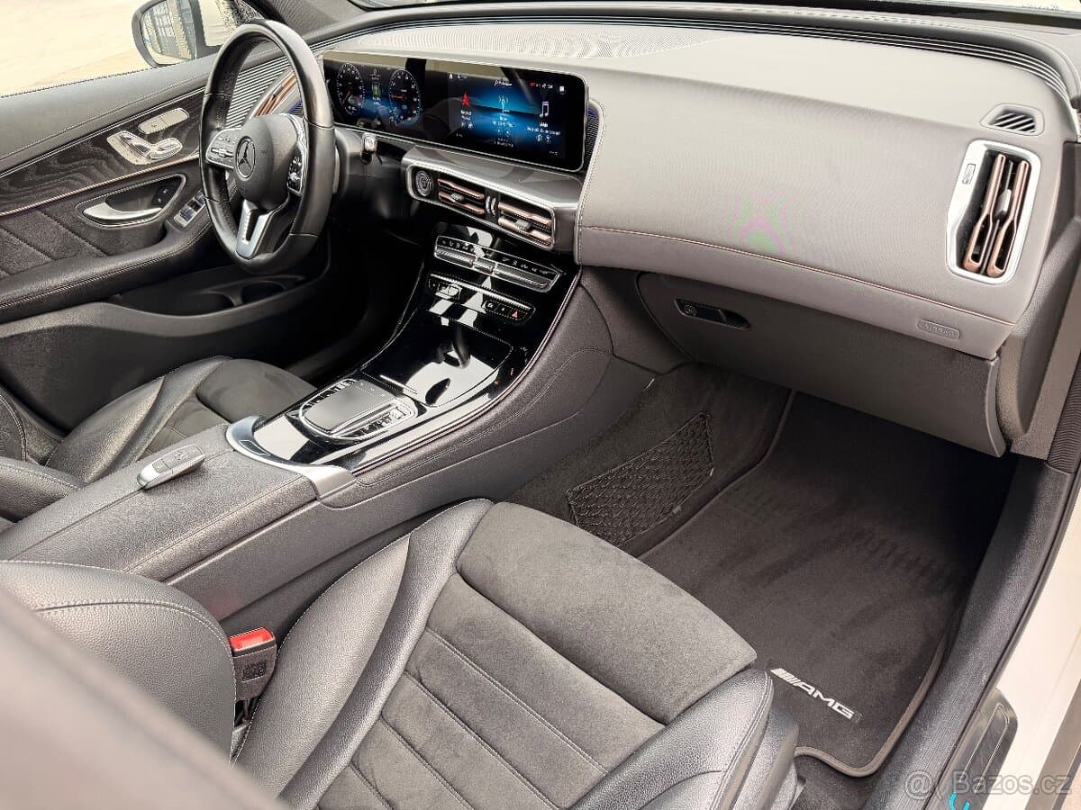 2021 Mercedes-Benz EQC - 15