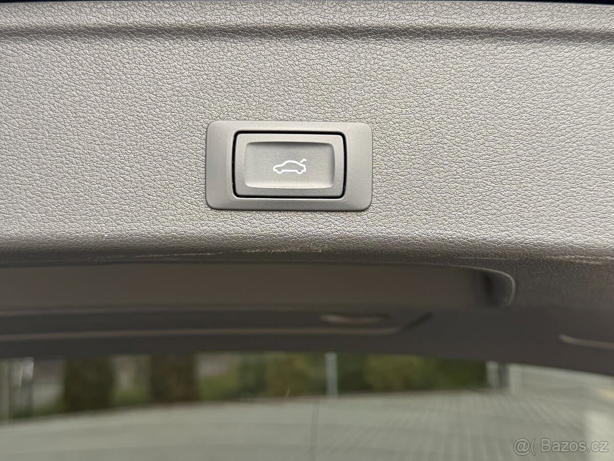 2016 Audi A4 - 15