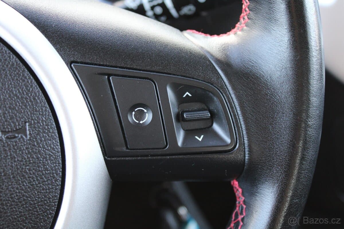 2016 Kia VENGA - 15
