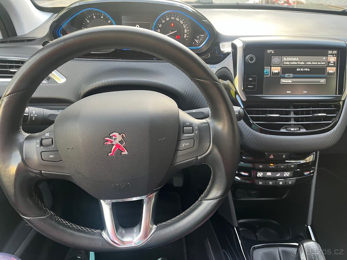 2015 Peugeot 2008 - 15