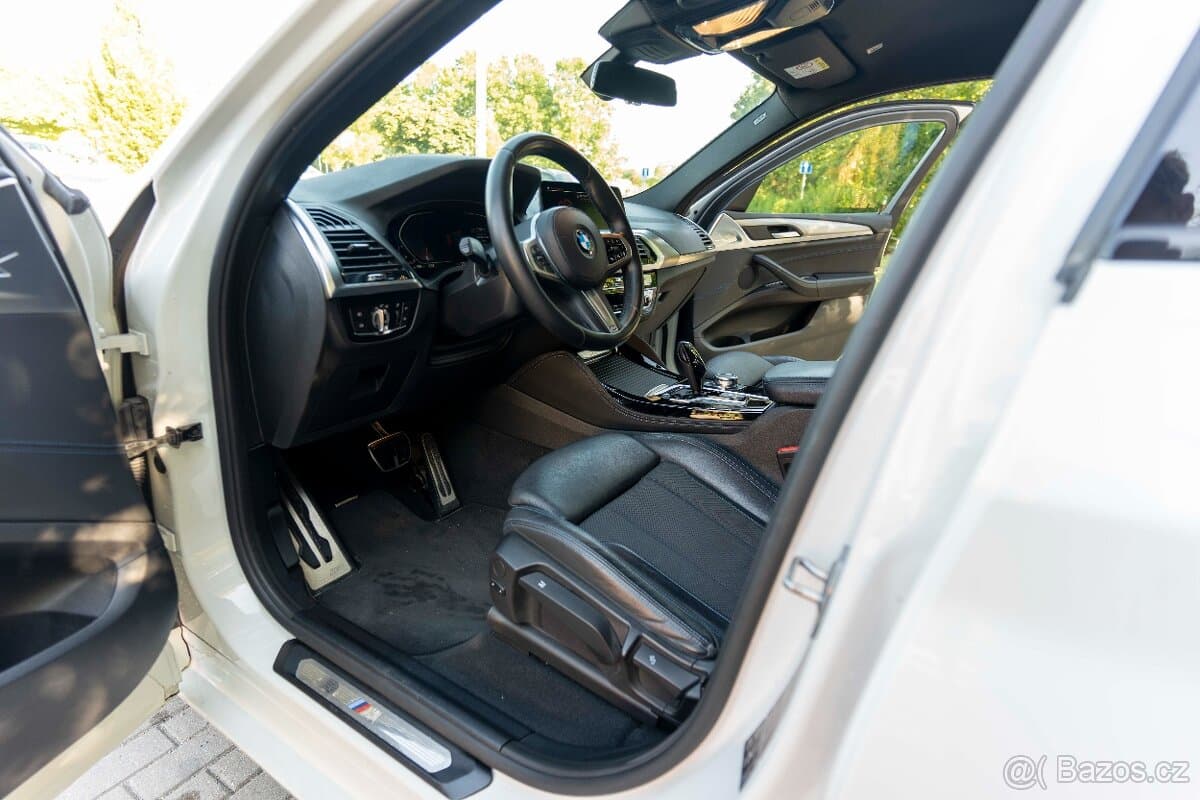 2021 BMW X4 - 15