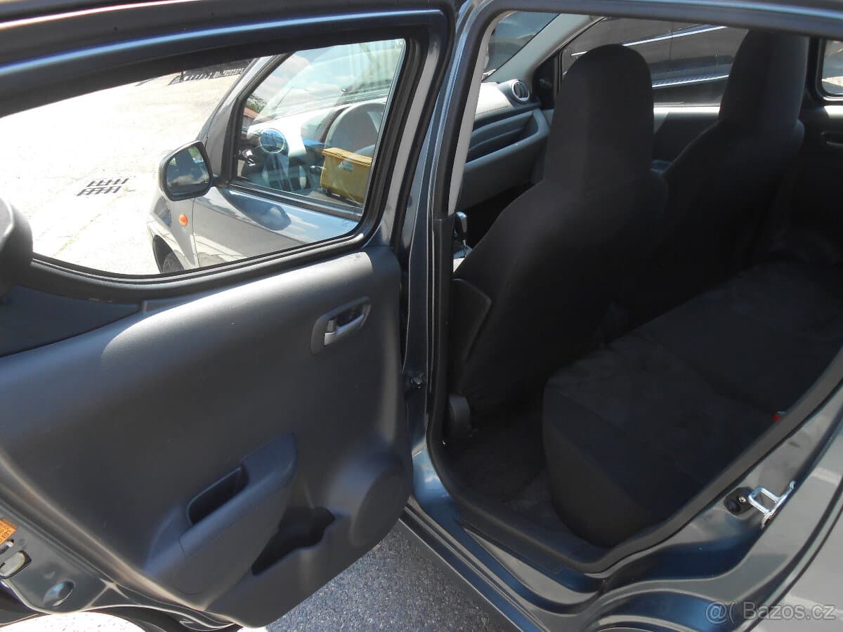2010 Suzuki ALTO - 15
