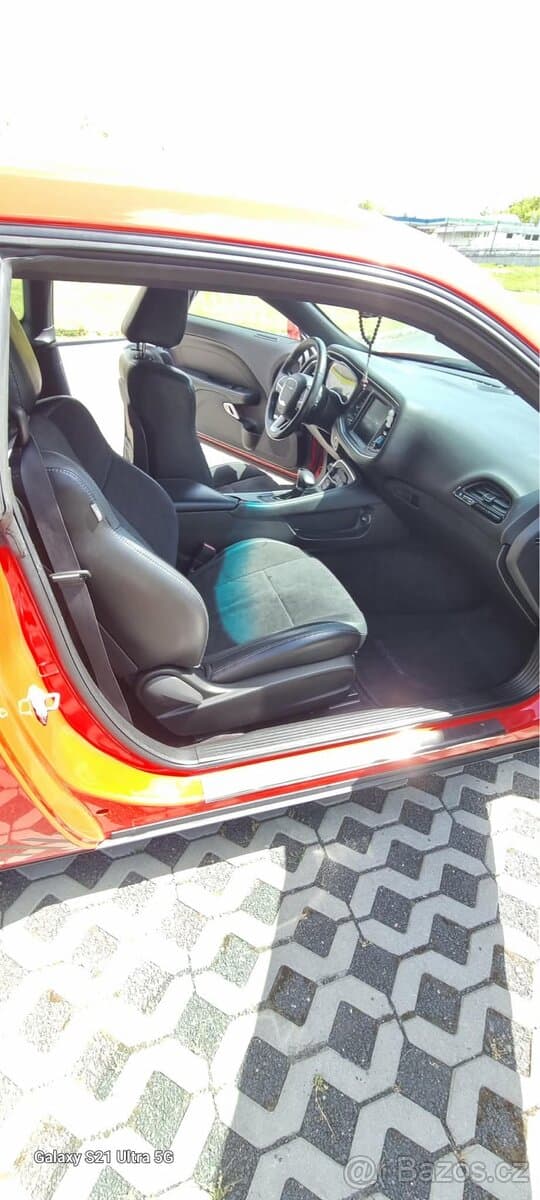 2016 Dodge CHALLENGER - 15