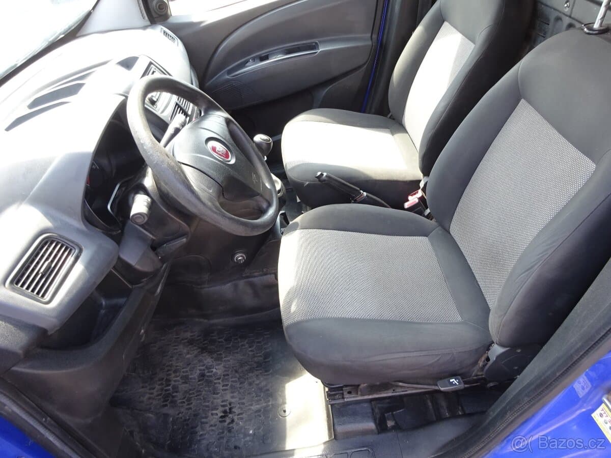 2013 Fiat DOBLO - 15