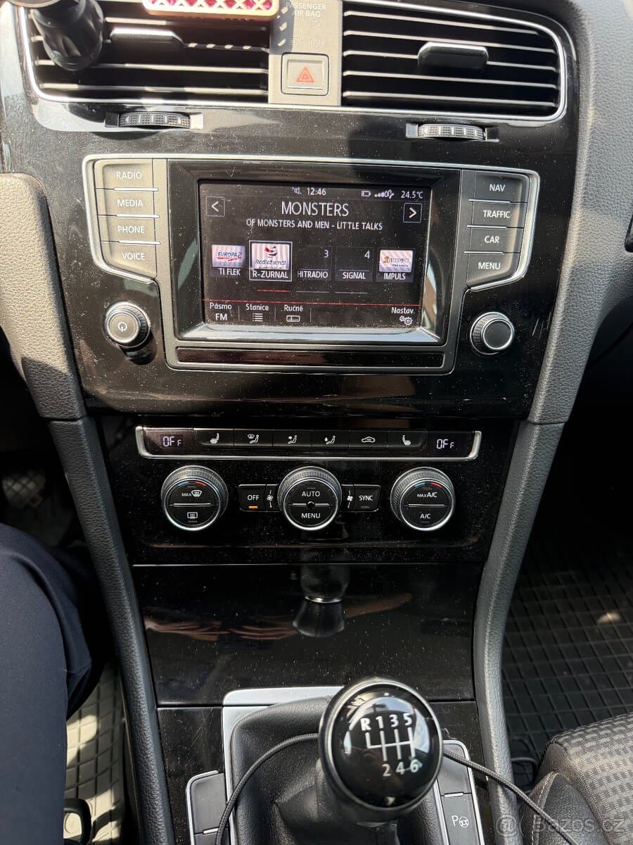 2015 Volkswagen GOLF - 15