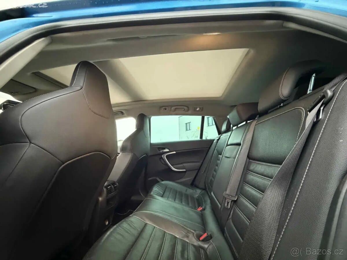 2011 Opel INSIGNIA - 15