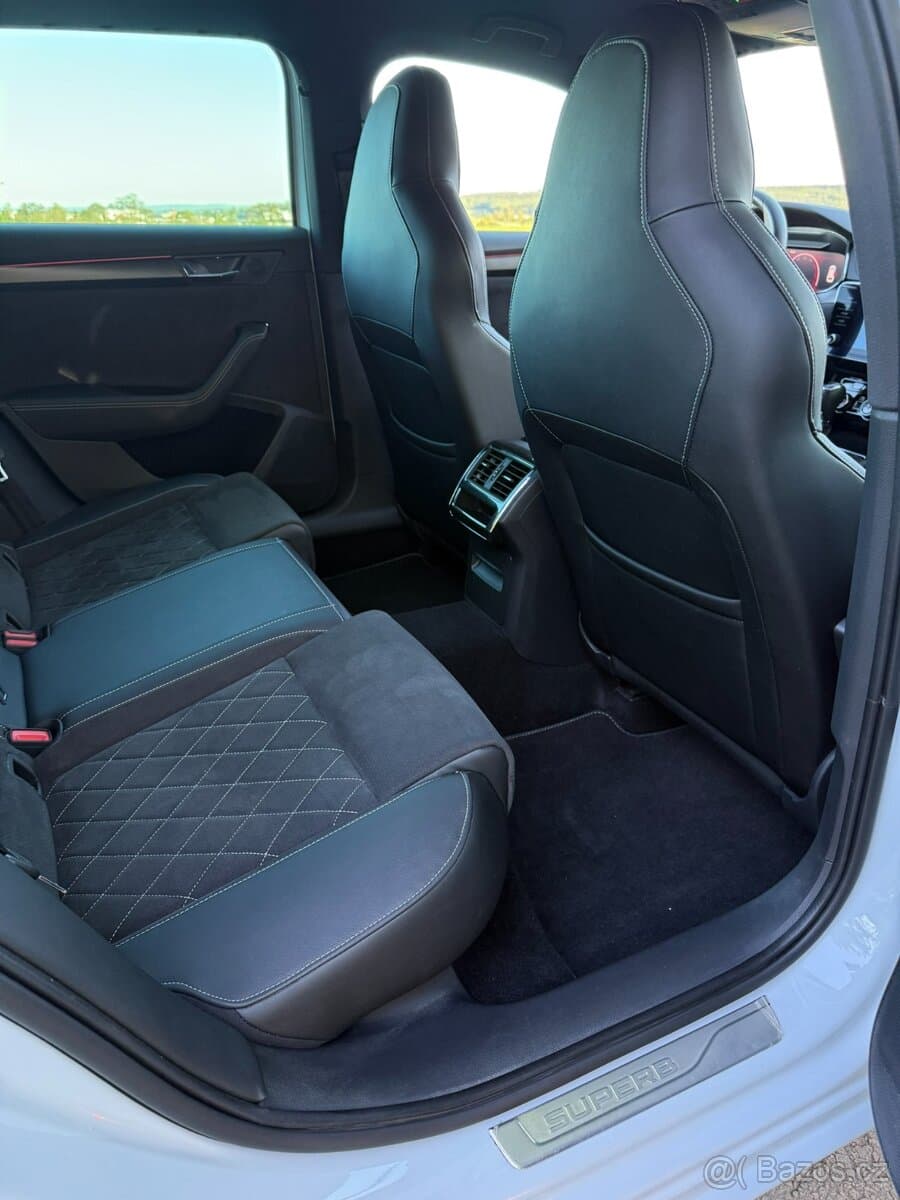 2023 Škoda SUPERB - 15