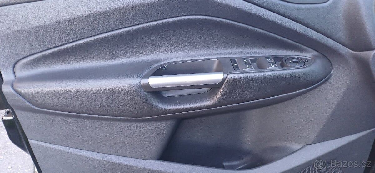 2015 Ford KUGA - 15