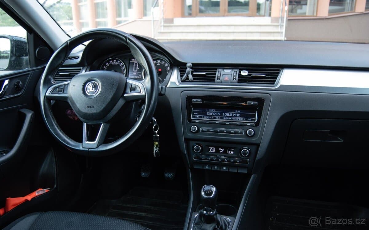 2014 Škoda RAPID - 15