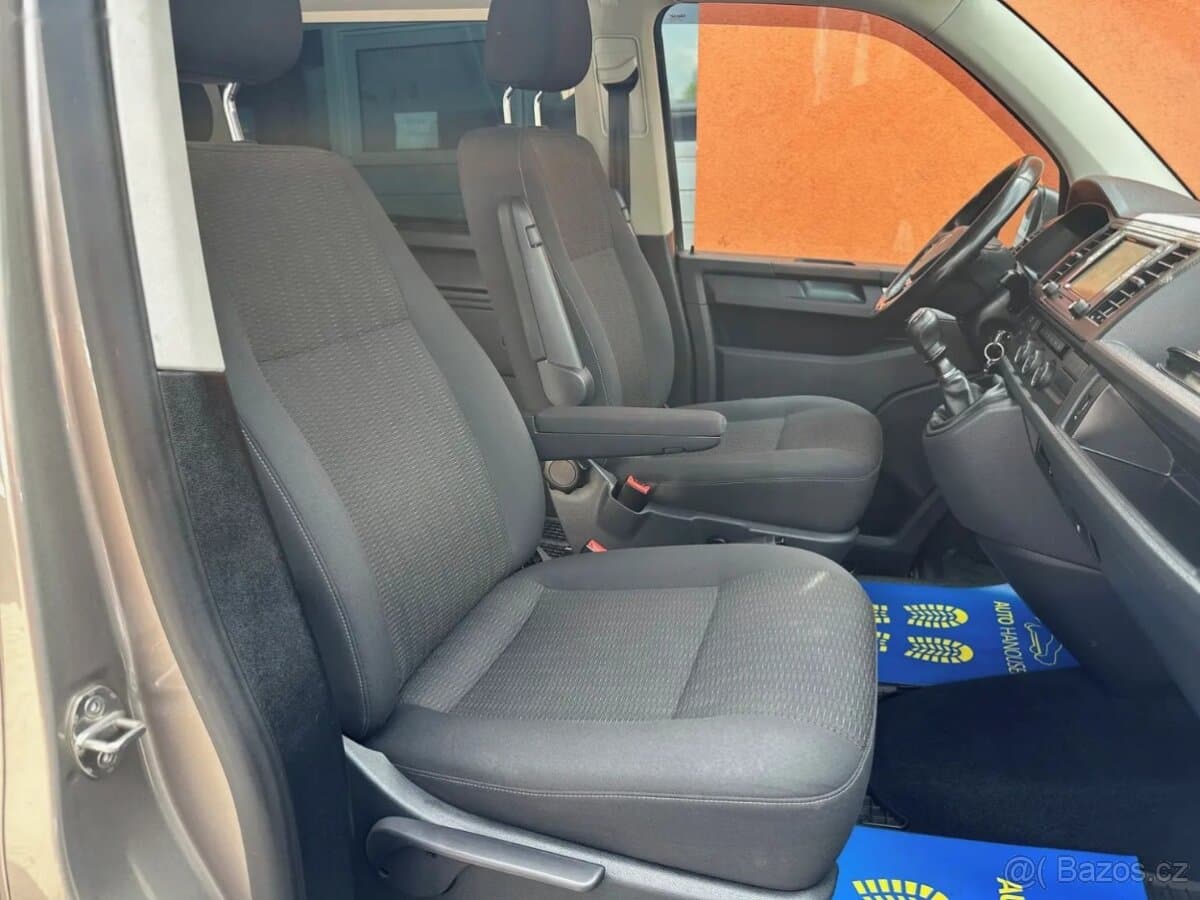 2015 Volkswagen CARAVELLE - 15