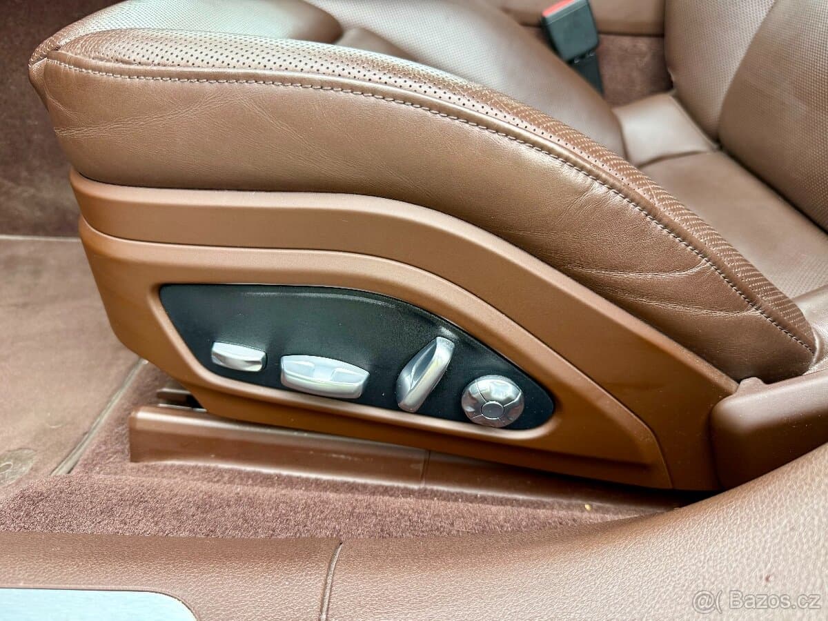 2018 Porsche PANAMERA - 15