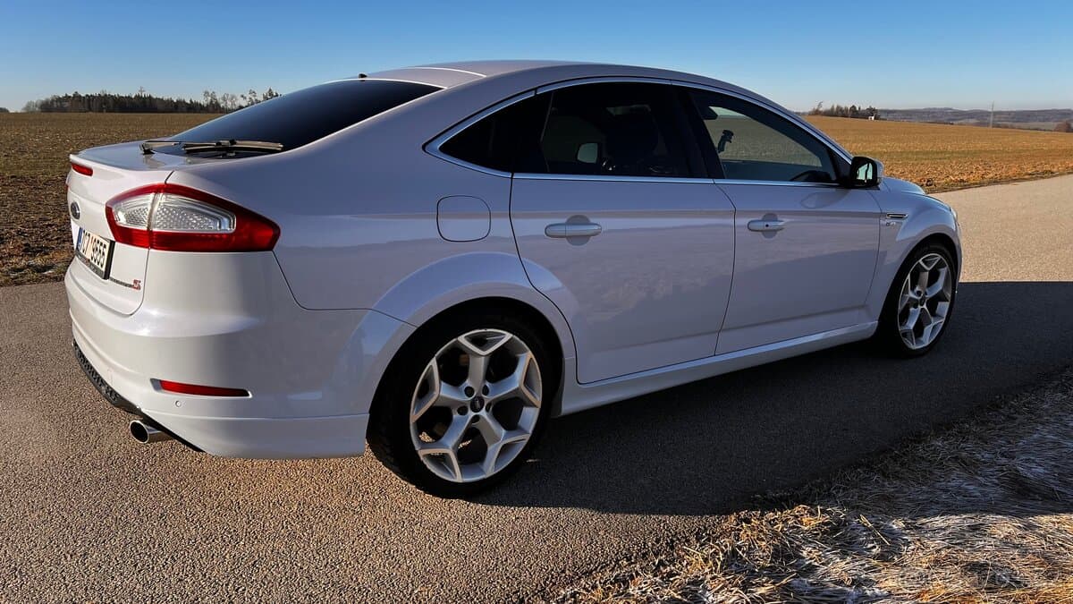 2011 Ford MONDEO - 15