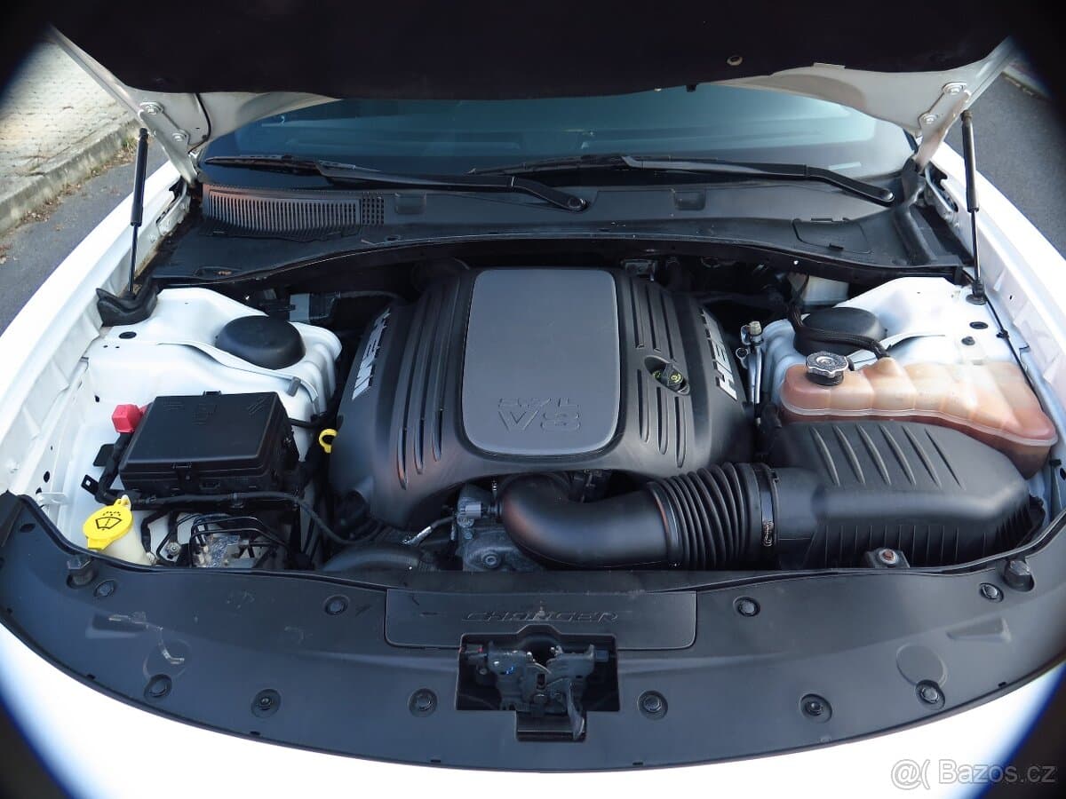 2018 Dodge CHARGER - 15
