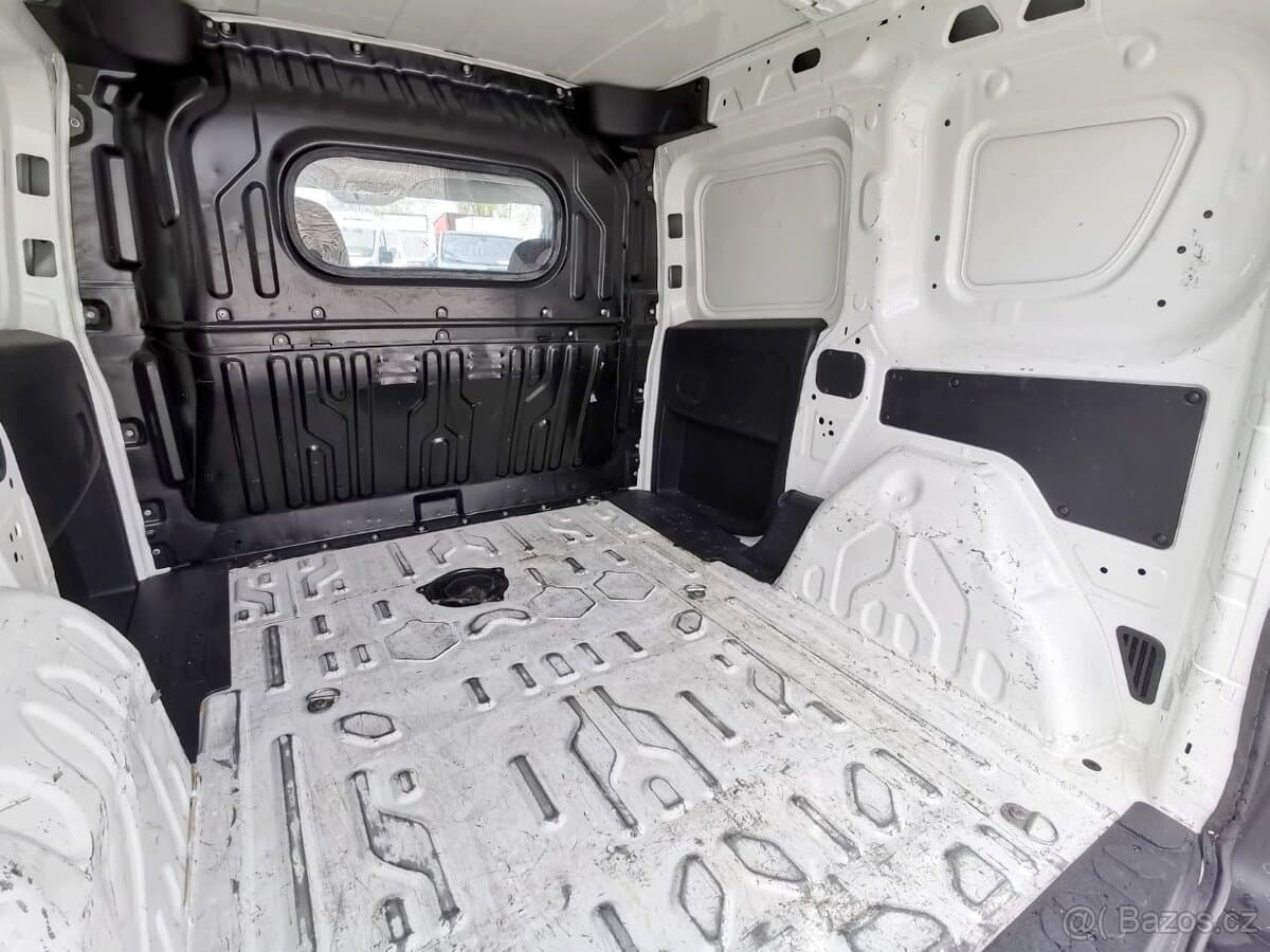 2019 Fiat DOBLO - 15