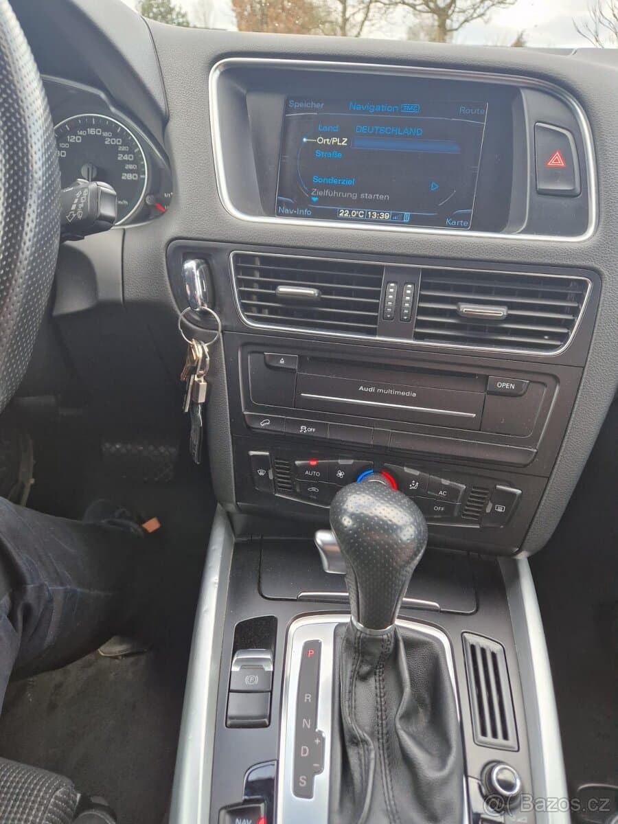 2010 Audi Q5 - 15