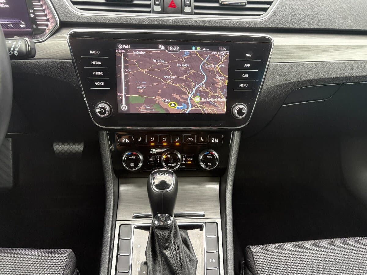 2021 Škoda SUPERB - 15