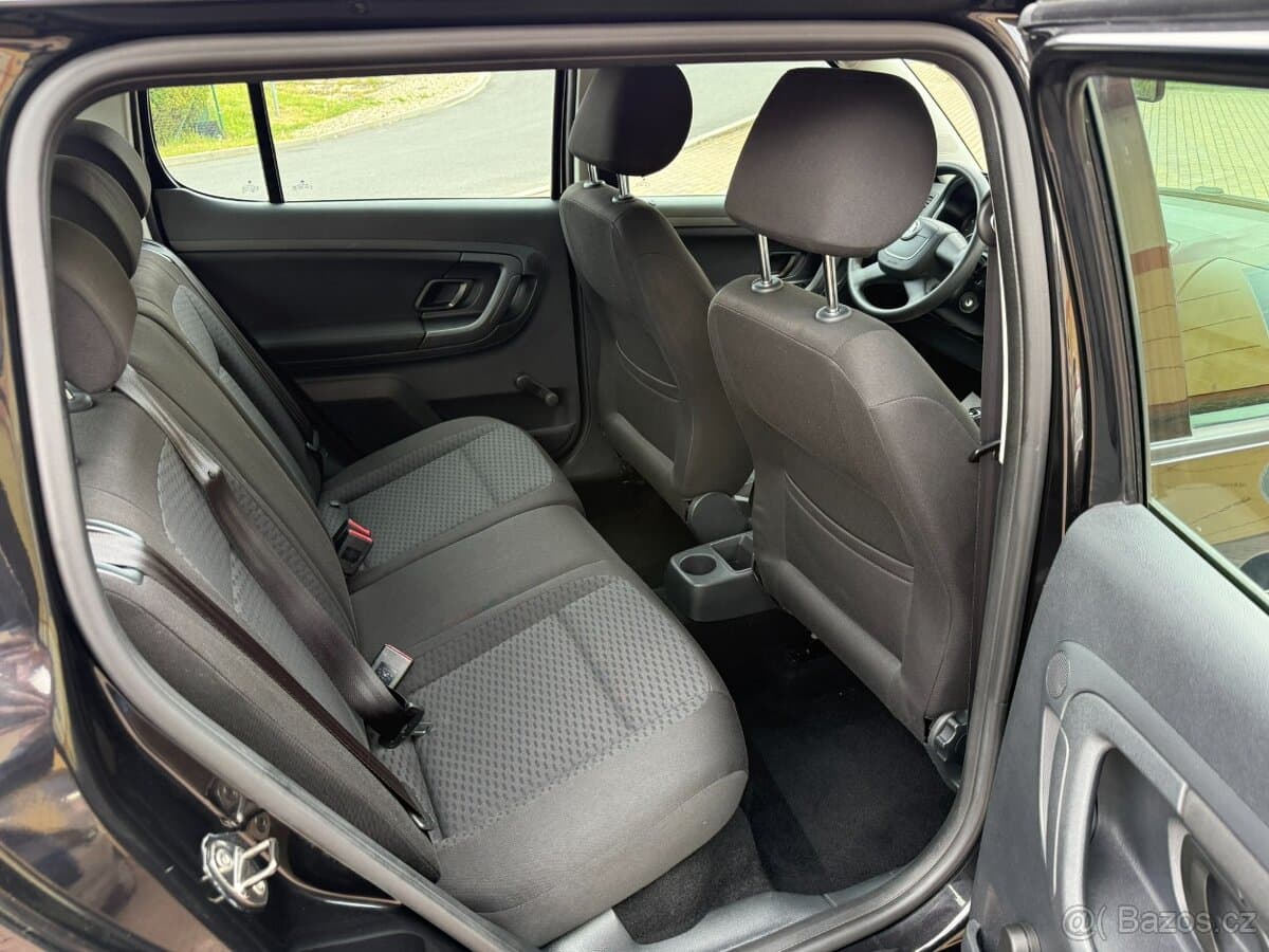 2010 Škoda FABIA - 15