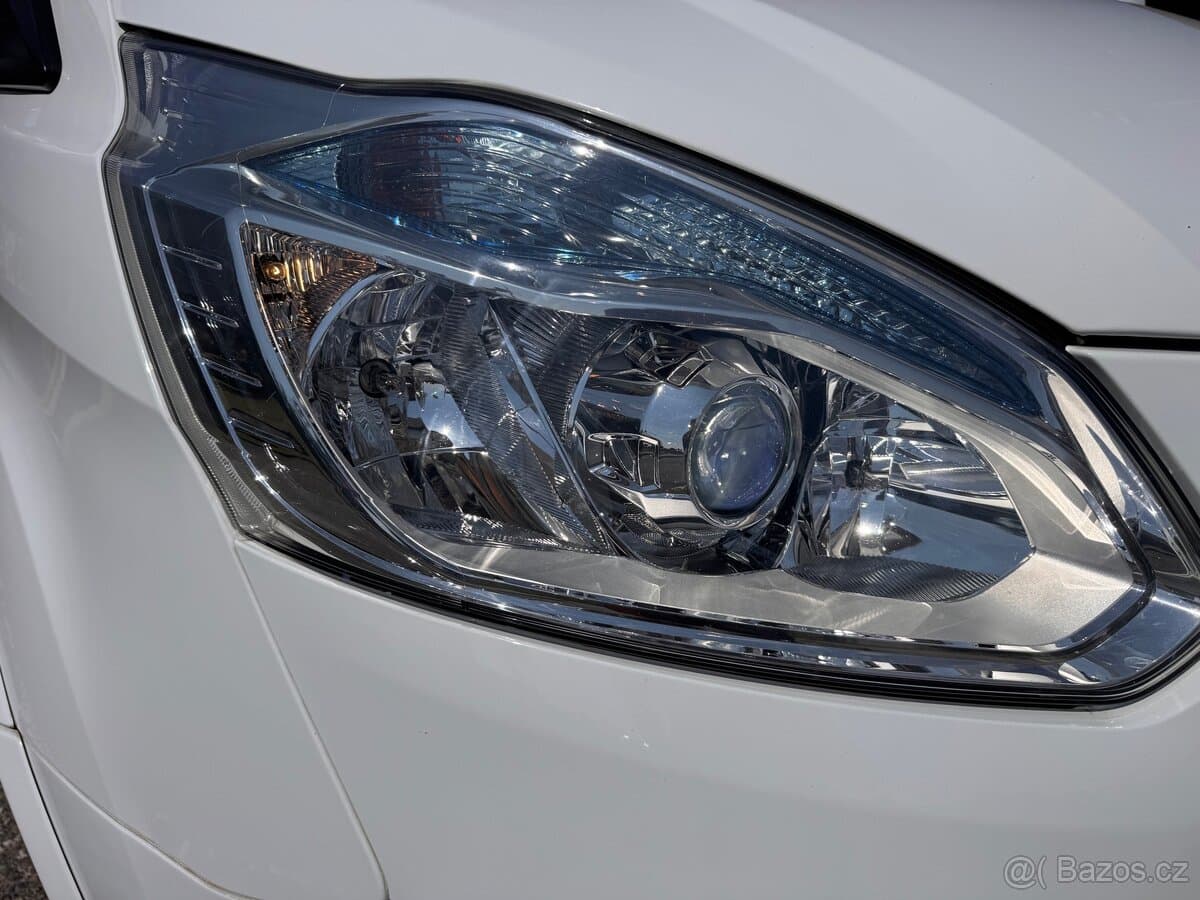 2015 Ford TRANSIT - 15