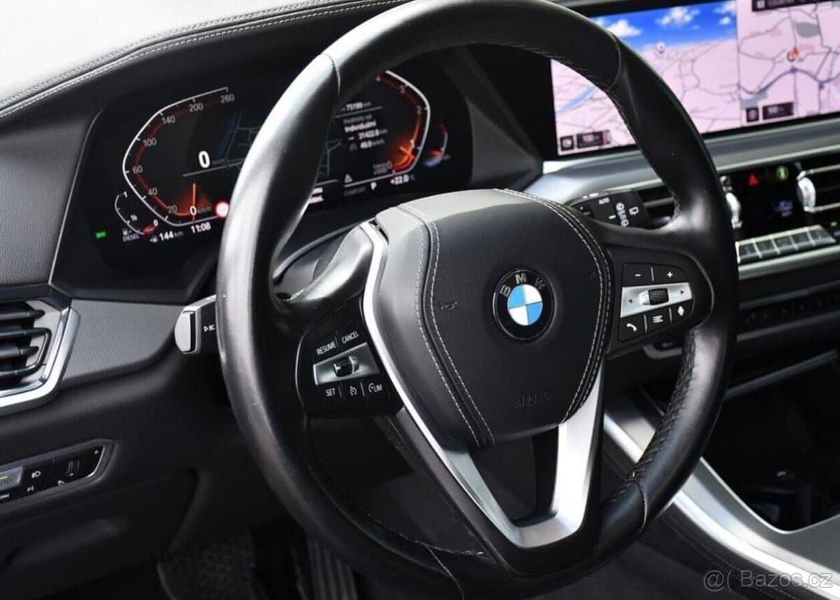 2019 BMW X5 - 15