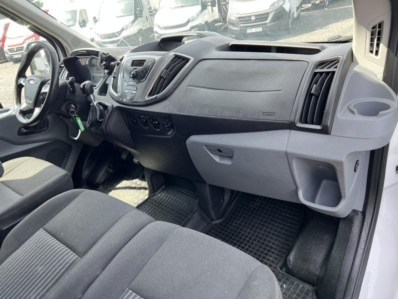 2015 Ford TRANSIT - 15