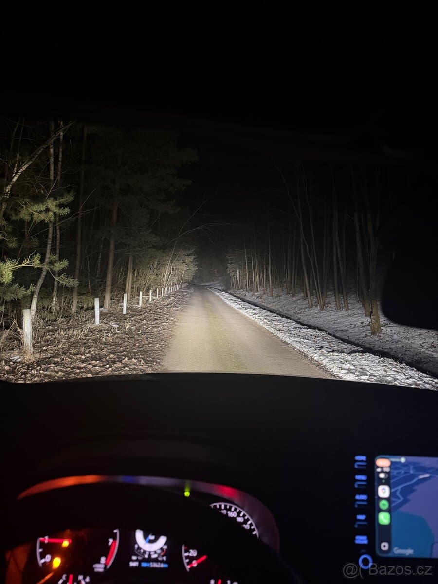 2021 Toyota YARIS - 15