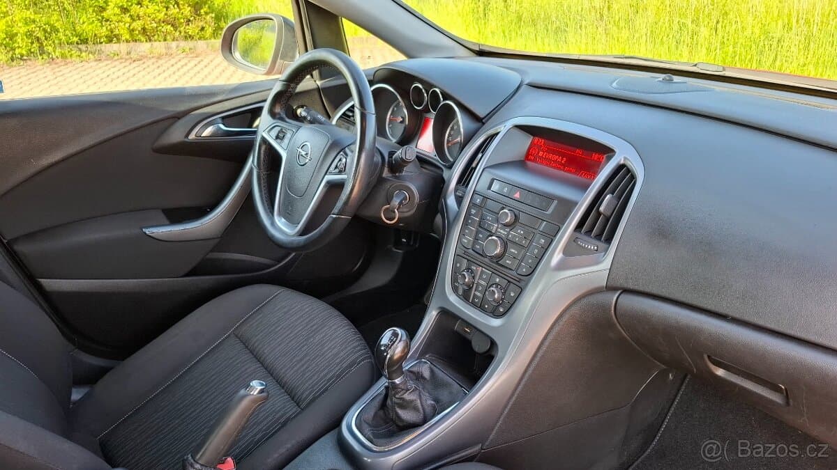 2014 Opel ASTRA - 15
