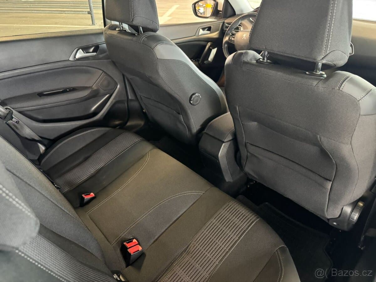2019 Peugeot 308 - 15