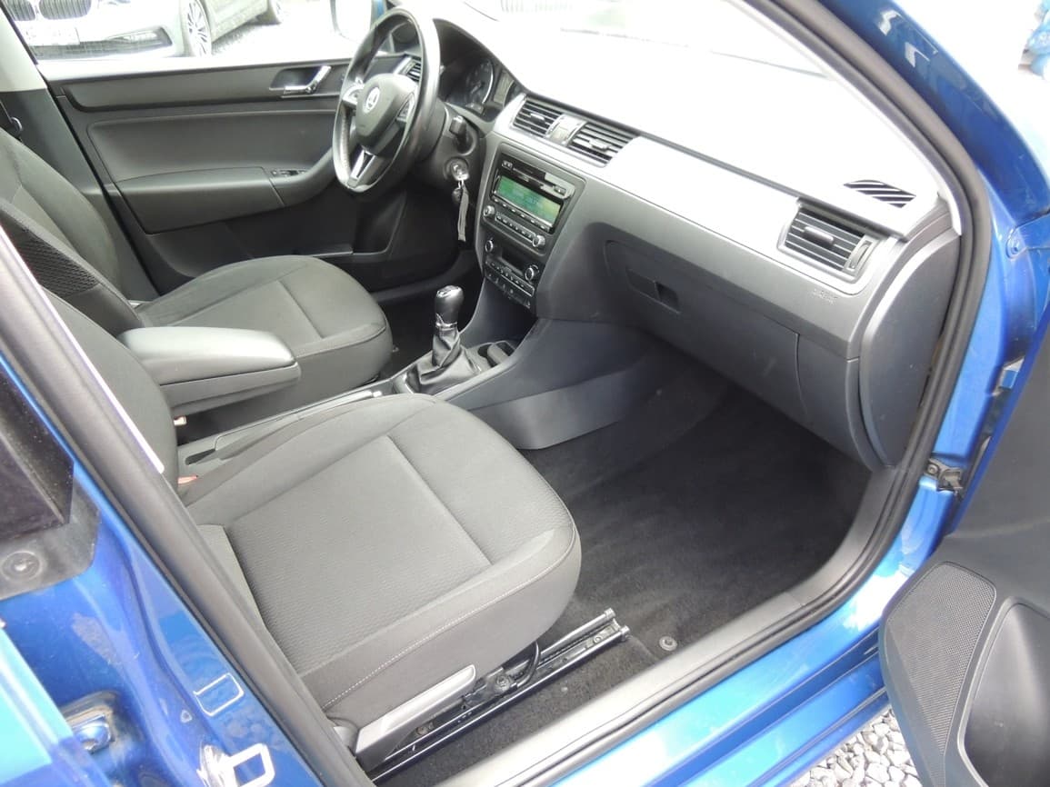 2014 Škoda RAPID - 15