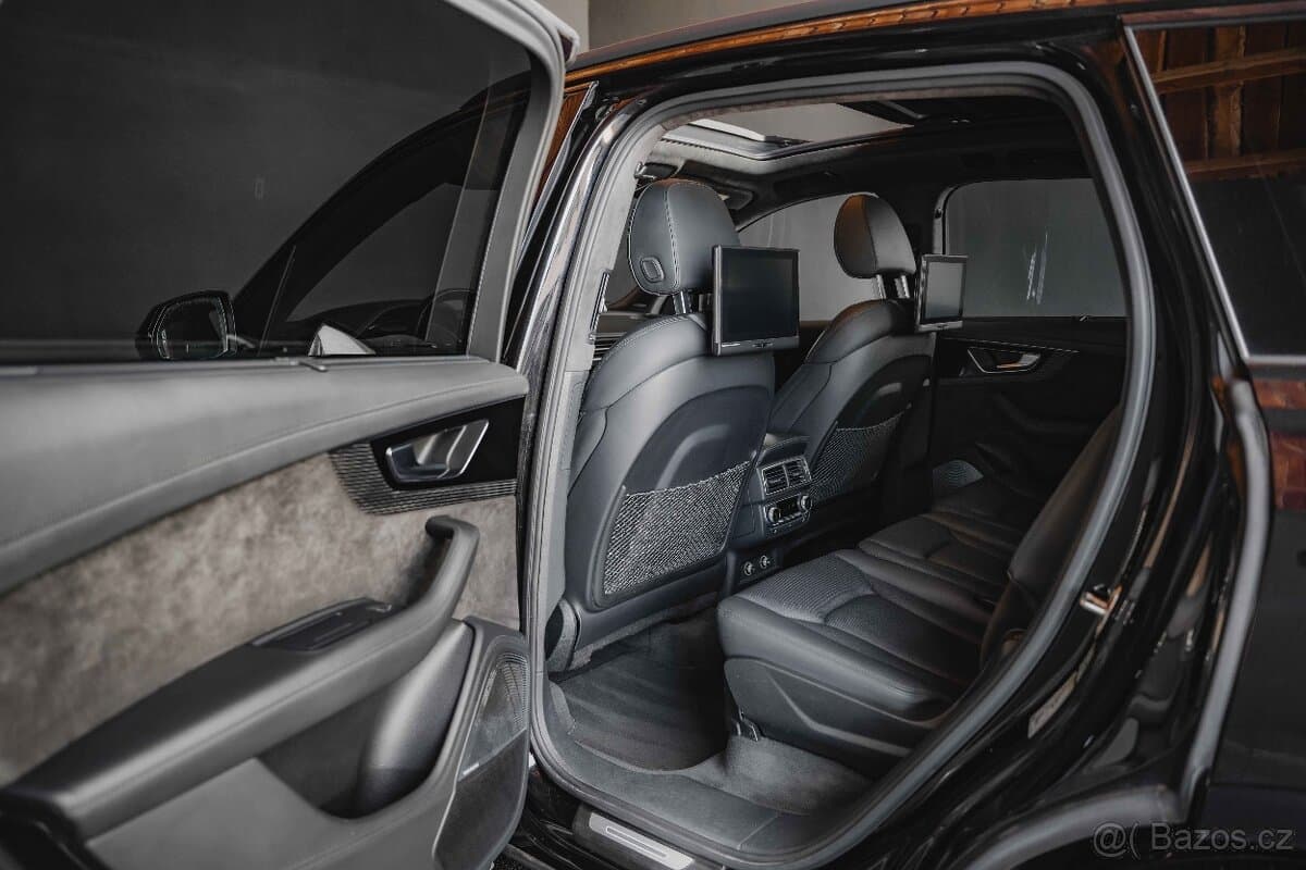 2018 Audi SQ7 - 15