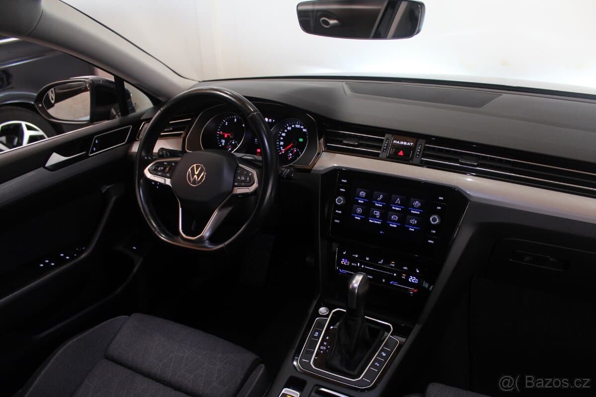 2023 Volkswagen PASSAT - 15