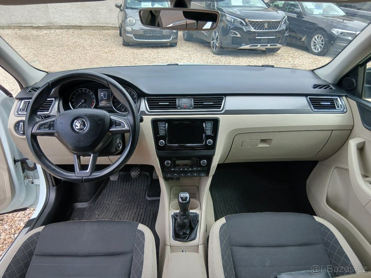 2016 Škoda RAPID - 15