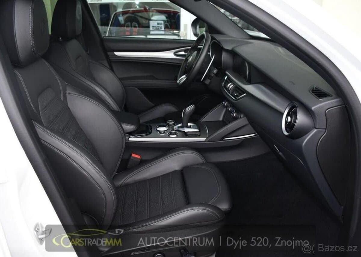 2024 Alfa Romeo STELVIO - 15