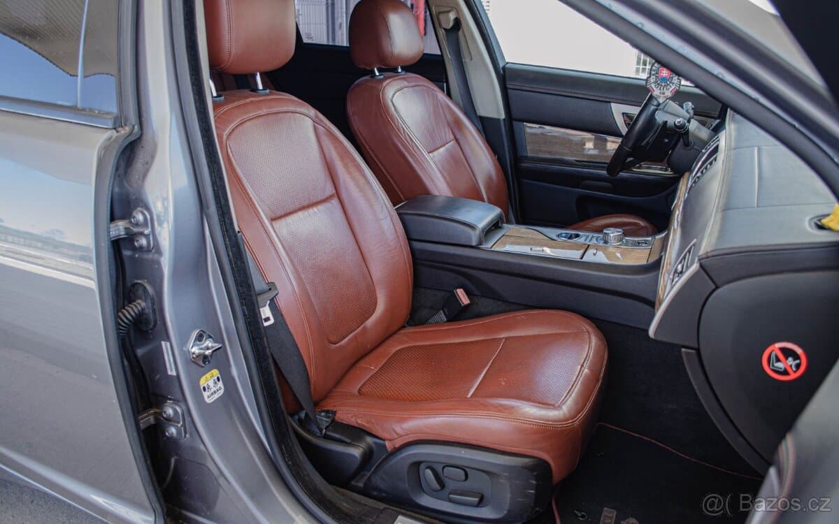 2008 Jaguar XF - 15