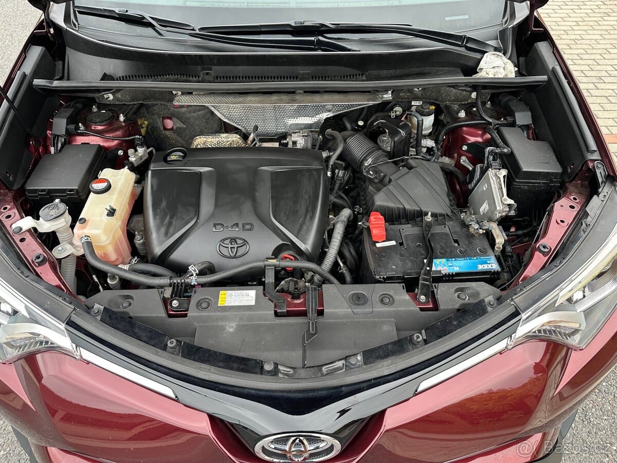2017 Toyota RAV4 - 15
