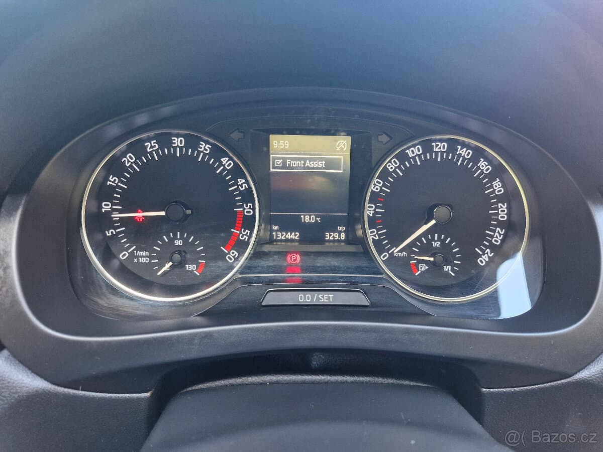 2016 Škoda RAPID - 15