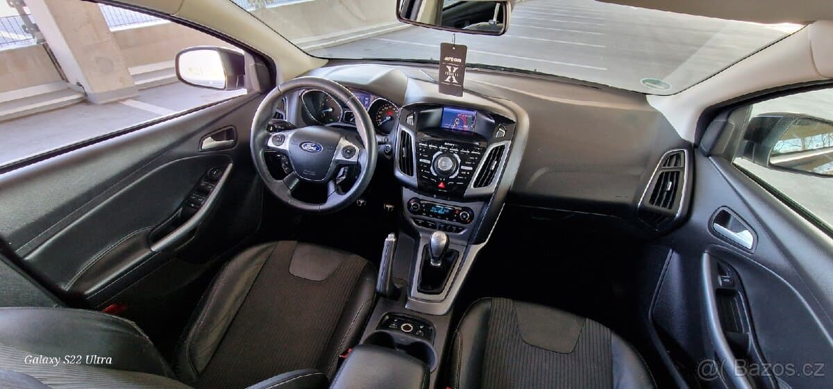 2013 Ford FOCUS - 15
