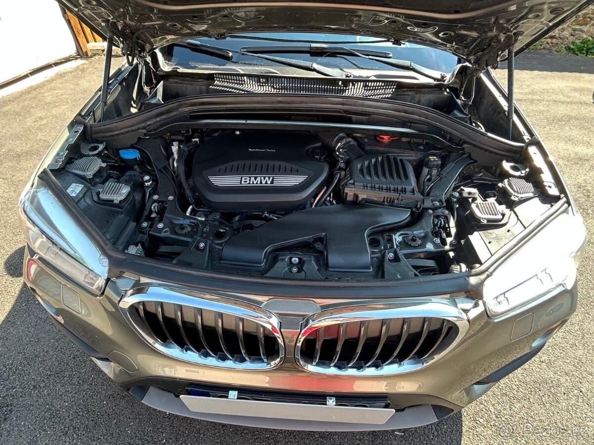 2018 BMW X1 - 15