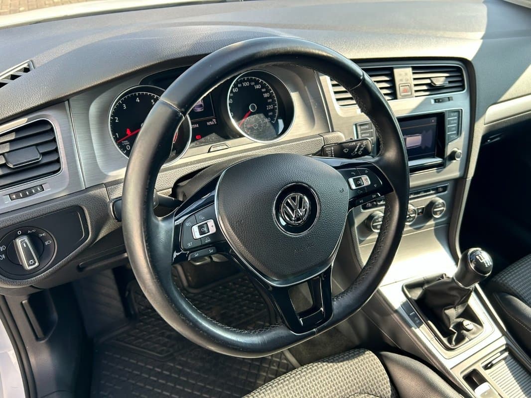 2014 Volkswagen GOLF - 15