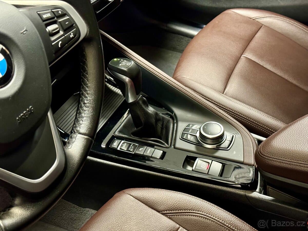 2020 BMW X1 - 15