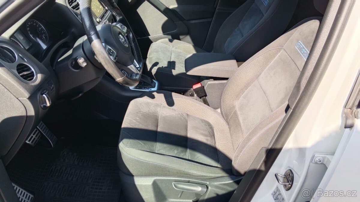 2015 Volkswagen TIGUAN - 15
