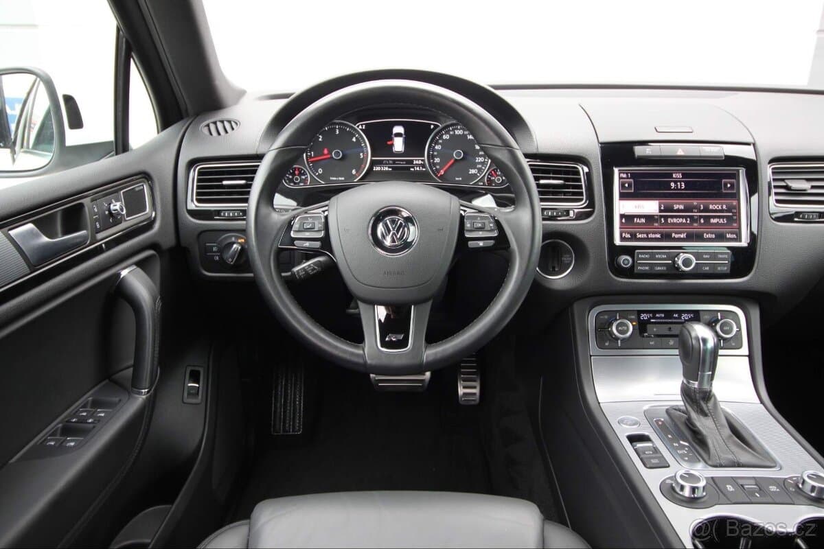 2013 Volkswagen TOUAREG - 15
