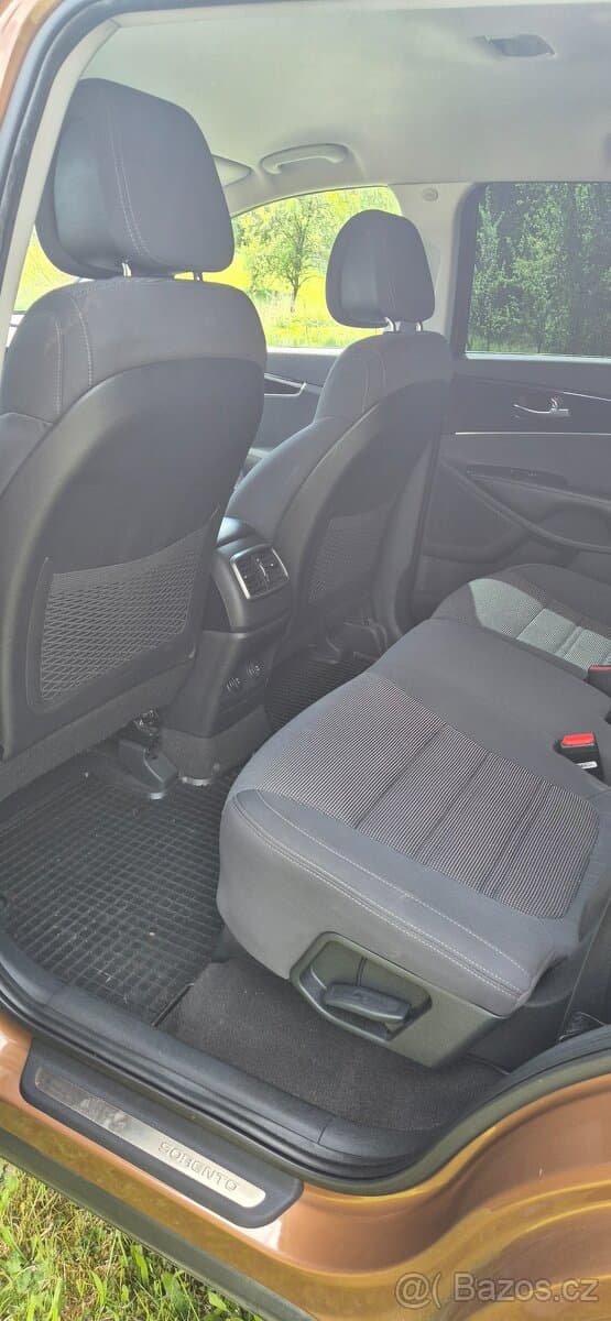 Kia SORENTO - 15